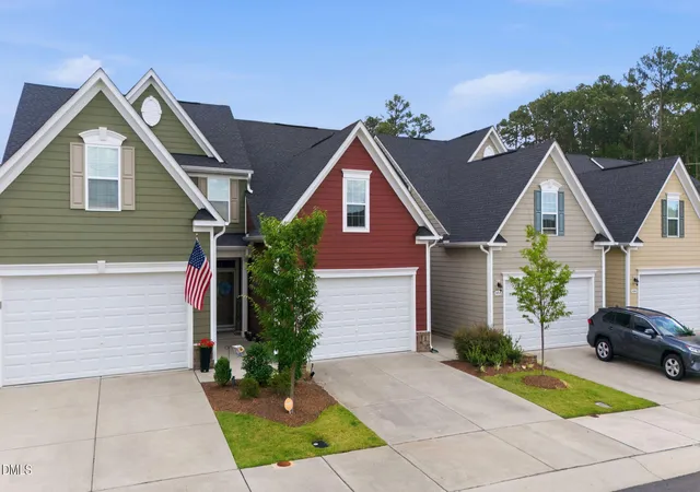 Photo 2 of Townhouse for sale at 408 Judge Ct, Durham, NC 27703 | MLS# 10189866 | Listing updated on 2026-09-20