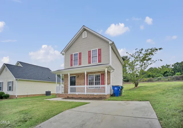 Photo 1 of Single family home for sale at 809 Elkhart Dr, Raleigh, NC 27610 | MLS# 10190792 | Listing updated on 2026-09-24