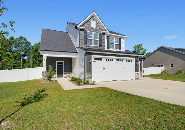 Photo 1 of Single family home for sale at 127 Thistle Ct, Sanford, NC 27332 | MLS# 10190736 | Listing updated on 2026-09-04