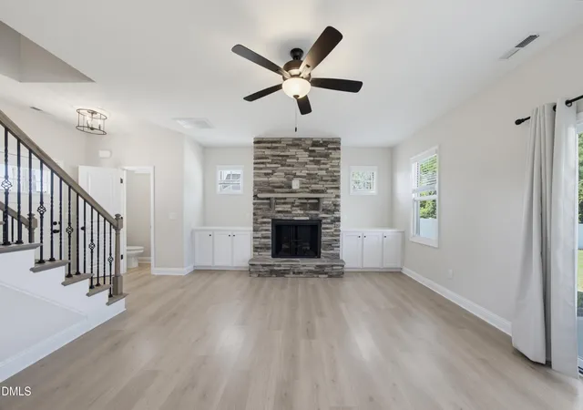 Photo 3 of Single family home for sale at 127 Thistle Ct, Sanford, NC 27332 | MLS# 10190736 | Listing updated on 2026-09-04