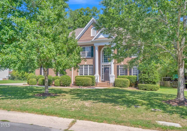 Photo 3 of Single family home for sale at 4610 Sycamore Shls Rd, Durham, NC 27705 | MLS# 10190692 | Listing updated on 2026-10-20