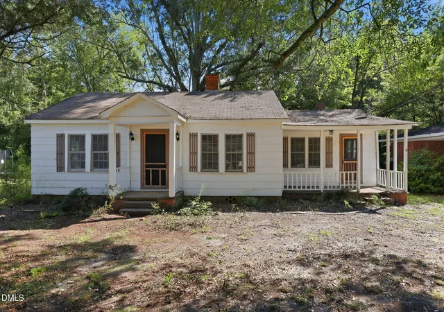 Photo 1 of Single family home for sale at 207 Pendergraft Rd, Bunnlevel, NC 28323 | MLS# 10190082 | Listing updated on 2026-09-02