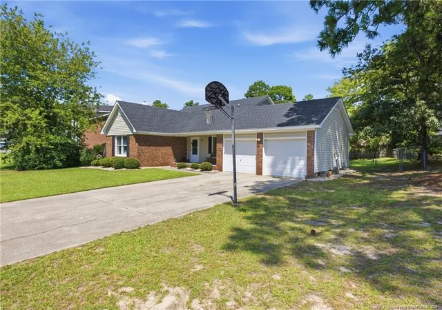 Photo 4 of Sale Pending at 6639 Pacific Ave, Fayetteville, NC 28314 | MLS# 768666 | Listing updated on 2026-10-03