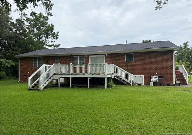 Photo 3 of Single family home for sale at 345 W Pungo St, Belhaven, NC 27810 | MLS# 768668 | Listing updated on 2026-09-01