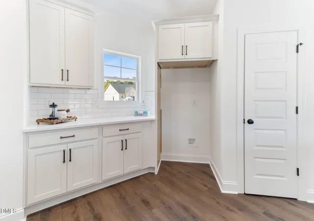 Photo 3 of Single family home for sale at 1585 Eastbay Dr, Fayetteville, NC 28312 | MLS# 10191028 | Listing updated on 2026-09-05