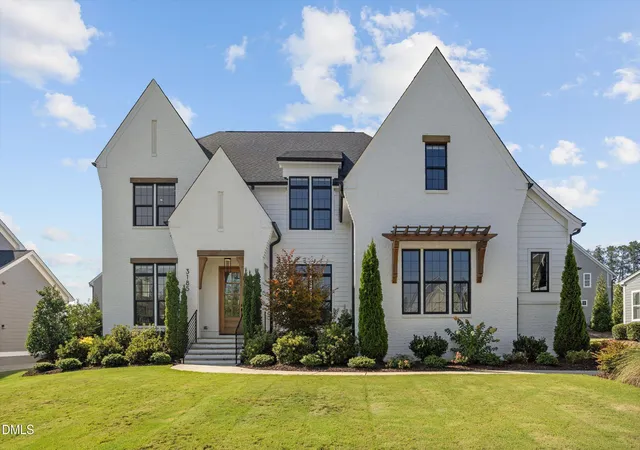 Photo 2 of Single family home for sale at 3185 Mantle Ridge Dr, Apex, NC 27502 | MLS# 10189878 | Listing updated on 2026-09-13