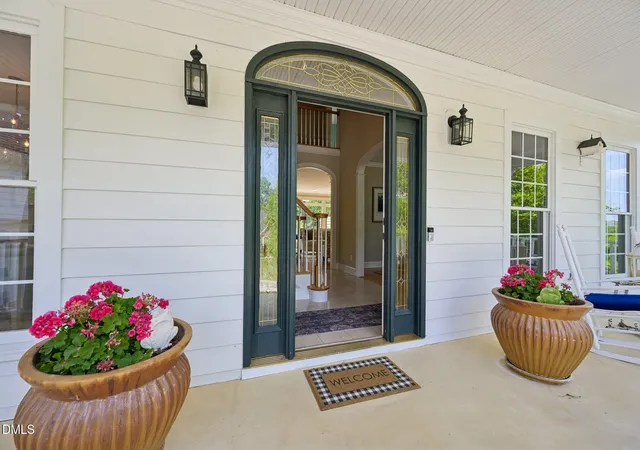 Photo 4 of Single family home for sale at 275 Hogans Valley Way, Cary, NC 27513 | MLS# 10189870 | Listing updated on 2026-09-20
