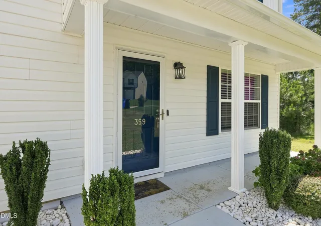 Photo 3 of Single family home for sale at 359 Emilies Xing Way, Lillington, NC 27546 | MLS# 10190176 | Listing updated on 2026-09-15