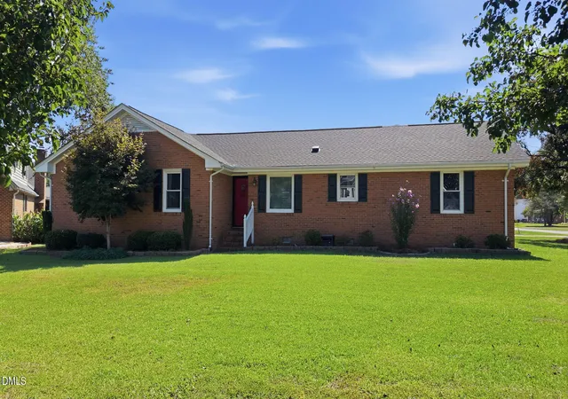 Photo 1 of Single family home for sale at 1100 Par 3 Dr S, Wilson, NC 27893 | MLS# 10190382 | Listing updated on 2026-09-13