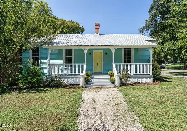 Photo 1 of Single family home for sale at 194 Post Office Rd, Moncure, NC 27559 | MLS# 10190369 | Listing updated on 2026-10-07