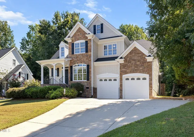 Photo 2 of Single family home for sale at 224 Kensington Ct, Clayton, NC 27527 | MLS# 10193961 | Listing updated on 2026-09-22