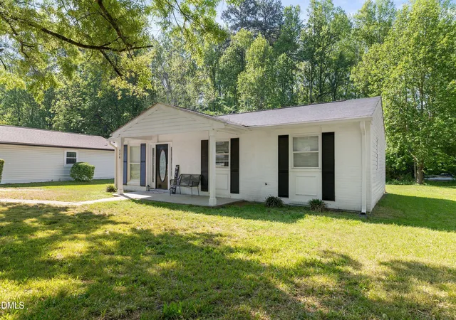 Photo 3 of Single family home for sale at 426 Walton St, Durham, NC 27703 | MLS# 10189898 | Listing updated on 2026-09-14