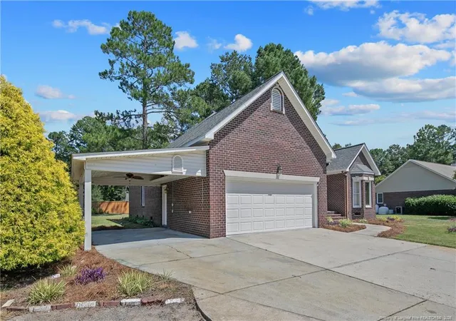 Photo 3 of Single family home for sale at 1231 Four Wood Dr, Fayetteville, NC 28312 | MLS# 768657 | Listing updated on 2026-09-01