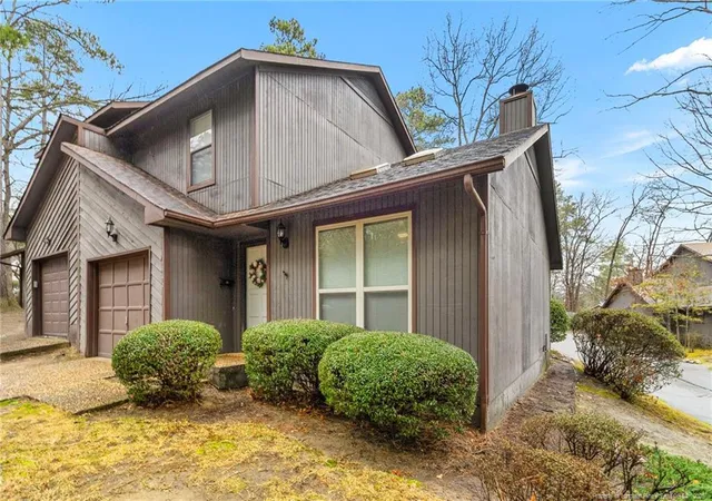 Photo 2 of Townhouse for sale at 1946 Havilah Rd, Fayetteville, NC 28303 | MLS# 768680 | Listing updated on 2026-09-01