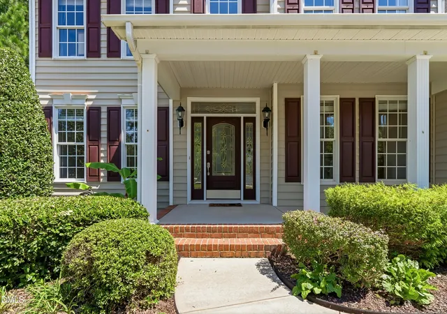 Photo 2 of Single family home for sale at 9714 Welbury Ct, Raleigh, NC 27617 | MLS# 10190297 | Listing updated on 2026-09-02