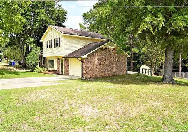 Photo 3 of Single family home for sale at 846 Abilene Rd, Fayetteville, NC 28303 | MLS# 768081 | Listing updated on 2026-09-01