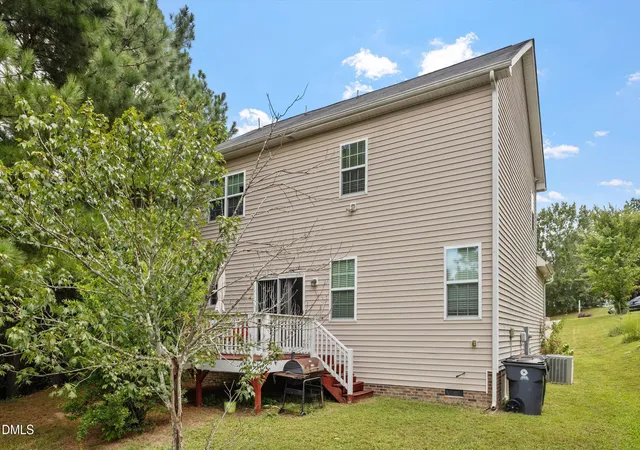 Photo 4 of Single family home for sale at 1005 Millpond Ln, Knightdale, NC 27545 | MLS# 10190208 | Listing updated on 2026-09-04