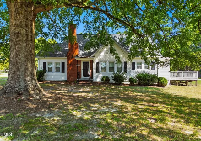 Photo 1 of Single family home for sale at 313 Proctor St, Zebulon, NC 27597 | MLS# 10191047 | Listing updated on 2026-09-05