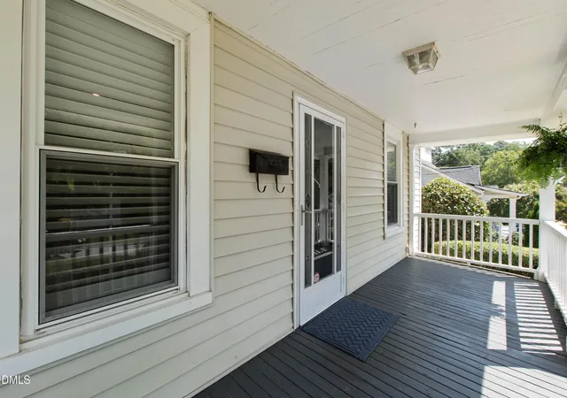Photo 4 of Sale Pending at 509 Frank St, Raleigh, NC 27604 | MLS# 10190071 | Listing updated on 2026-09-05