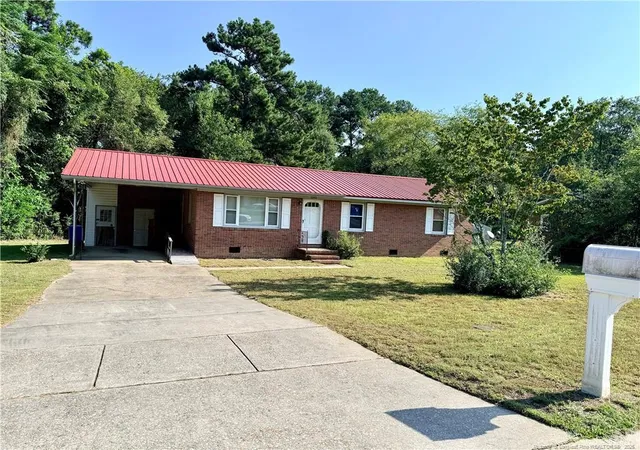Photo 1 of Sale Pending at 3266 Sandhill Dr, Fayetteville, NC 28306 | MLS# 768554 | Listing updated on 2026-09-22