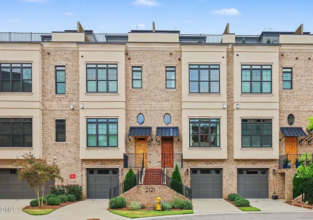Photo 1 of Condo for sale at 2121 Oberlin Village Dr #105, Raleigh, NC 27605 | MLS# 10190290 | Listing updated on 2026-09-16