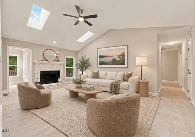 Photo 3 of Sale Pending at 2816 Barwell Rd, Raleigh, NC 27610 | MLS# 10192303 | Listing updated on 2026-10-14