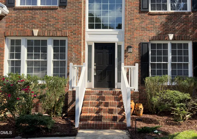 Photo 3 of Single family home for sale at 302 Sylvan Way, Chapel Hill, NC 27516 | MLS# 10192259 | Listing updated on 2026-09-14