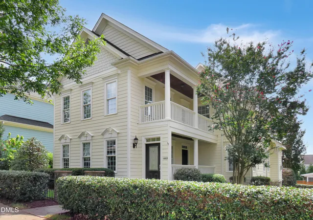 Photo 1 of Single family home for sale at 1605 Green Oaks Pkwy, Holly Springs, NC 27540 | MLS# 10190185 | Listing updated on 2026-09-04