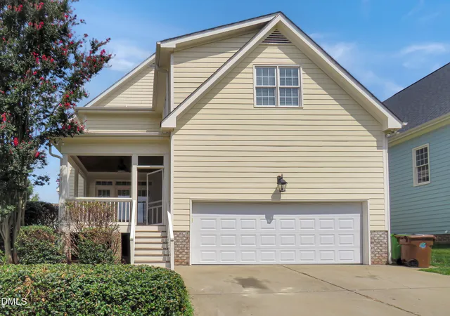 Photo 41 of Single family home for sale at 1605 Green Oaks Pkwy, Holly Springs, NC 27540 | MLS# 10190185 | Listing updated on 2026-09-04