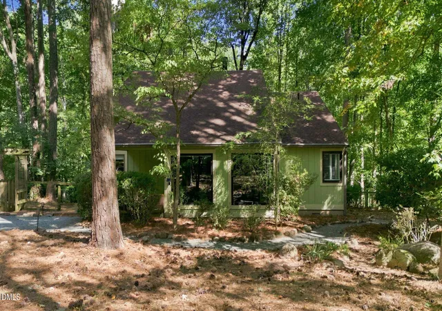 Photo 3 of Single family home for sale at 50 Trestle Leaf, Pittsboro, NC 27312 | MLS# 10191548 | Listing updated on 2026-10-04