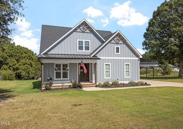 Photo 2 of Single family home for sale at 625 Rand Rd, Garner, NC 27529 | MLS# 10193556 | Listing updated on 2026-09-27