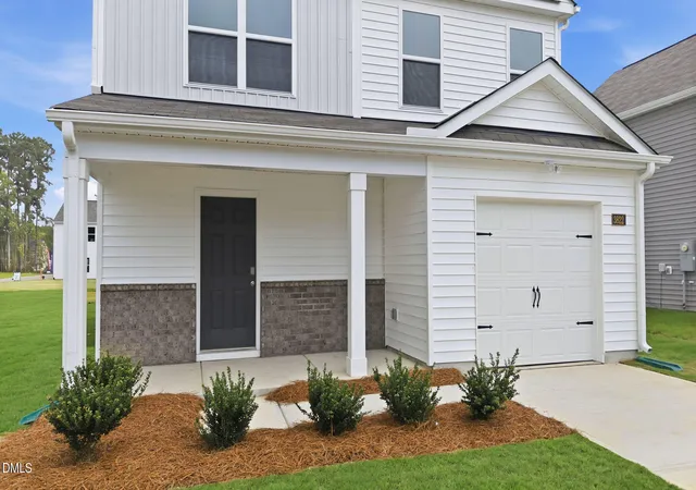 Photo 3 of Single family home for sale at 3822 Dianne Dr NW, Wilson, NC 27896 | MLS# 10190047 | Listing updated on 2026-09-01