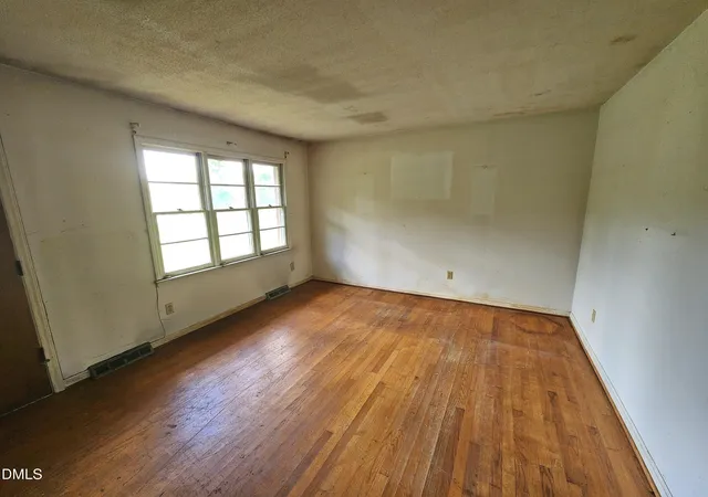 Photo 2 of Sale Pending at 1234 S 3rd Street, Mebane, NC 27302 | MLS# 10190042 | Listing updated on 2026-09-15
