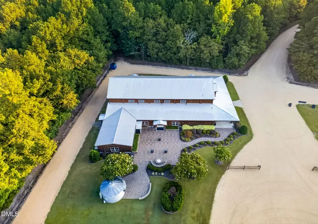 Photo 2 of Single family home for sale at 4870 Nc 50 S, Benson, NC 27504 | MLS# 10191937 | Listing updated on 2026-09-21