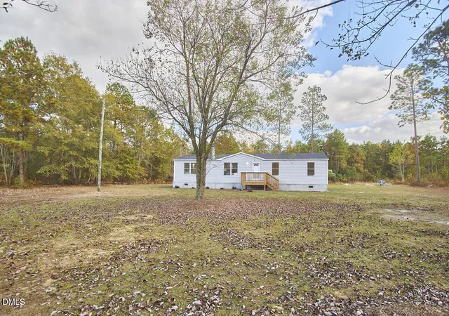 Photo 3 of Manufactured home for sale at 125 Harley Ln, Dunn, NC 28334 | MLS# 10190049 | Listing updated on 2026-09-04