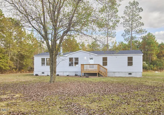 Photo 4 of Manufactured home for sale at 125 Harley Ln, Dunn, NC 28334 | MLS# 10190049 | Listing updated on 2026-09-04