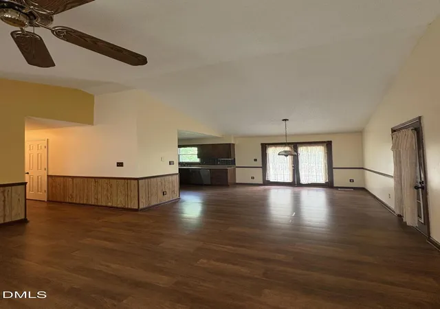 Photo 3 of Single family home for sale at 7 Town Crier Ct, Wendell, NC 27591 | MLS# 10190054 | Listing updated on 2026-10-02
