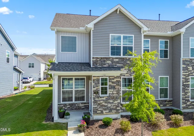 Townhouse for sale at 735 Andrade Dr, Fuquay Varina, NC 27526 | MLS# 10190822