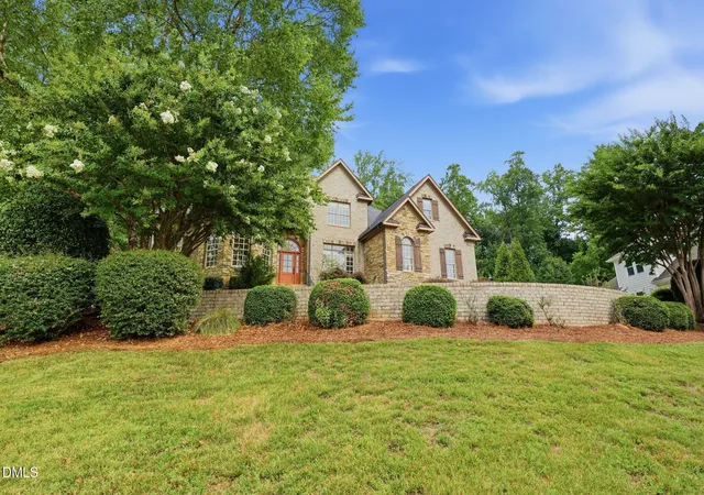 Photo 1 of Single family home for sale at 57 Bridgewater Ct, Chapel Hill, NC 27517 | MLS# 10190083 | Listing updated on 2026-09-20