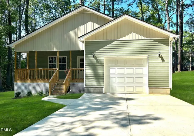 Photo 1 of Single family home for sale at 940 Lakewind, Sanford, NC 27332 | MLS# 10190225 | Listing updated on 2026-09-21