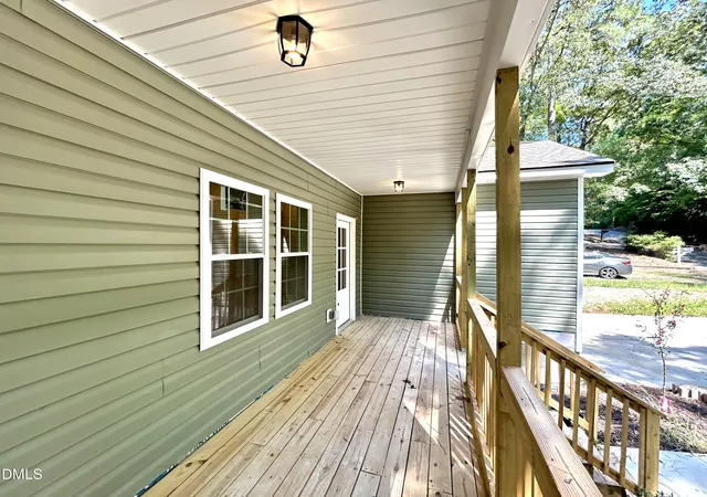 Photo 2 of Single family home for sale at 940 Lakewind, Sanford, NC 27332 | MLS# 10190225 | Listing updated on 2026-09-21