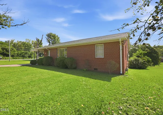 Photo 2 of Sale Pending at 1700 Parham Dr, Graham, NC 27253 | MLS# 10190074 | Listing updated on 2026-09-15