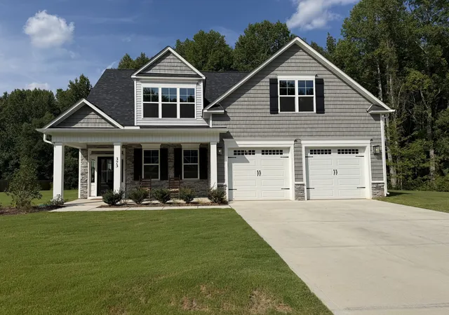 Photo 2 of Single family home for sale at 373 Abingdon Farms Dr, Selma, NC 27576 | MLS# 10190081 | Listing updated on 2026-09-02
