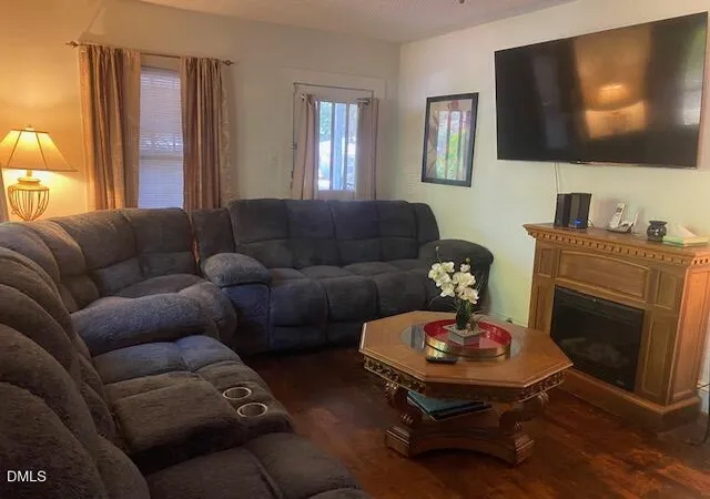 Photo 3 of Single family home for sale at 1207 Hargrove St, Henderson, NC 27536 | MLS# 10190096 | Listing updated on 2026-09-08