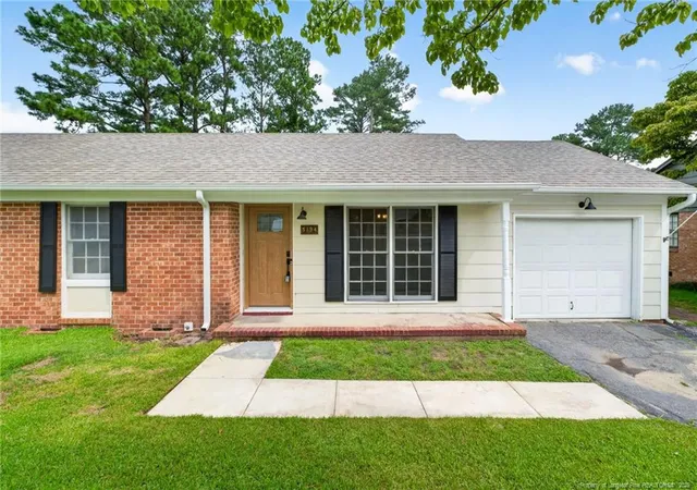 Photo 4 of Single family home for sale at 5194 Remington Rd, Fayetteville, NC 28311 | MLS# 768740 | Listing updated on 2026-09-02
