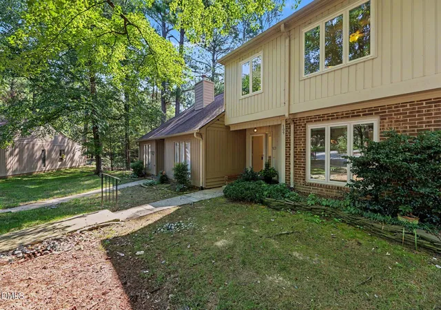 Photo 1 of Townhouse for sale at 109 Mossbark Ln, Chapel Hill, NC 27514 | MLS# 10190112 | Listing updated on 2026-09-17