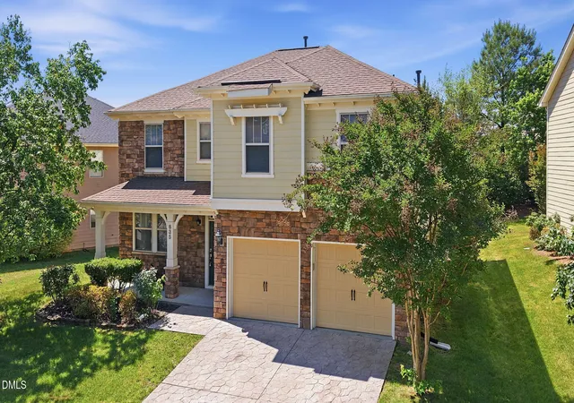 Photo 2 of Single family home for sale at 635 Piper Strm Cir, Cary, NC 27519 | MLS# 10190106 | Listing updated on 2026-09-08