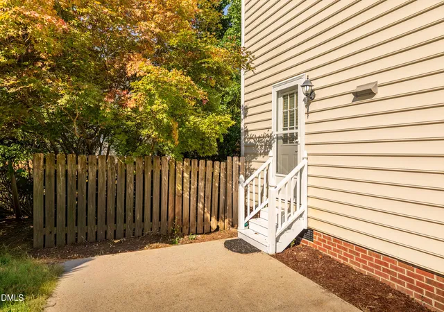 Photo 3 of Single family home for sale at 3000 Peckover Ct, Raleigh, NC 27615 | MLS# 10190904 | Listing updated on 2026-09-11