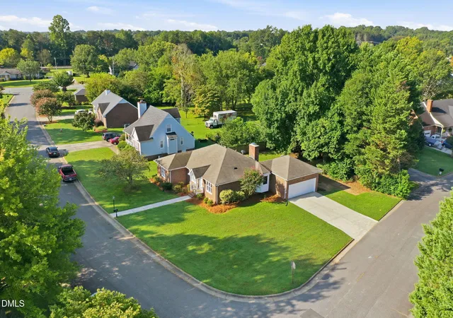 Photo 3 of Single family home for sale at 107 Sullivan Ct, Gibsonville, NC 27249 | MLS# 10190227 | Listing updated on 2026-09-19