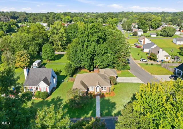 Photo 3 of Single family home for sale at 107 Sullivan Ct, Gibsonville, NC 27249 | MLS# 10190227 | Listing updated on 2026-09-19